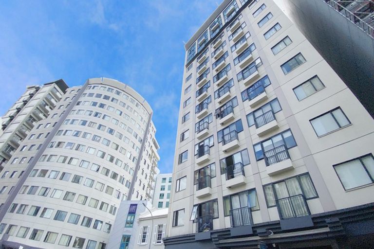 Photo of property in Oxford Apartments, 4a/13 Mount Street, Auckland Central, Auckland, 1010