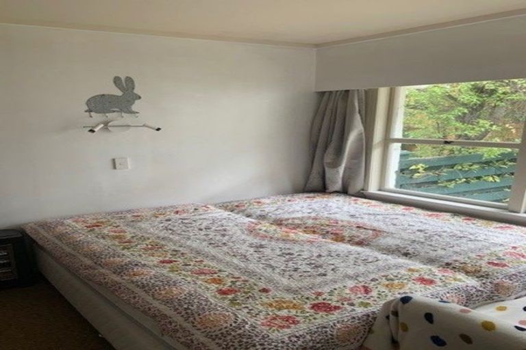 Photo of property in 2/447 Beach Road, Mairangi Bay, Auckland, 0630