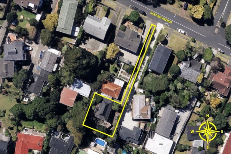 Photo of property in 2/92 Sartors Avenue, Browns Bay, Auckland, 0630