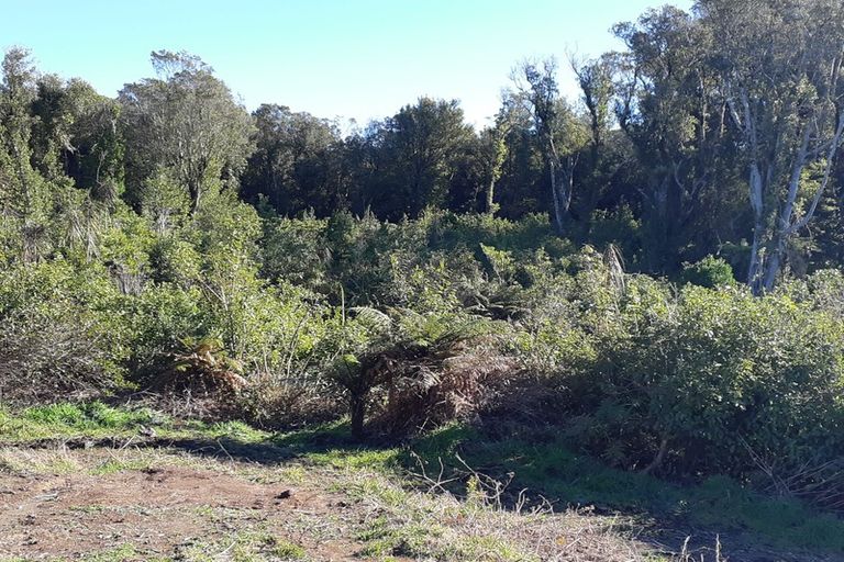 Photo of property in 1788 Mangorei Road, Mangorei, New Plymouth, 4371