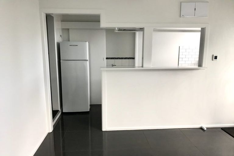 Photo of property in 50 Townsend Road, Miramar, Wellington, 6022