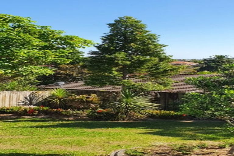 Photo of property in 26 Tatyana Place, Massey, Auckland, 0614