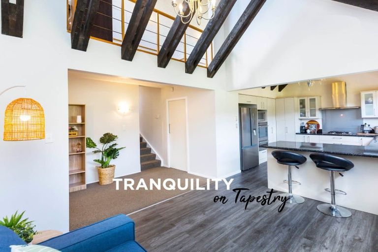 Photo of property in 21 Tapestry Grove, Silverstream, Upper Hutt, 5019