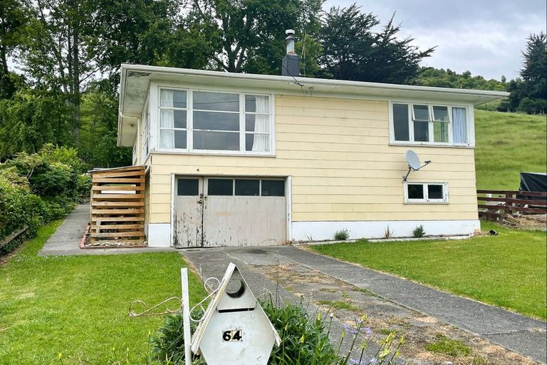 Photo of property in 64 Goldfinch Street, Taihape, 4720