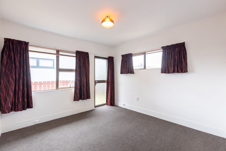 Photo of property in 458 Tremaine Avenue, Takaro, Palmerston North, 4410