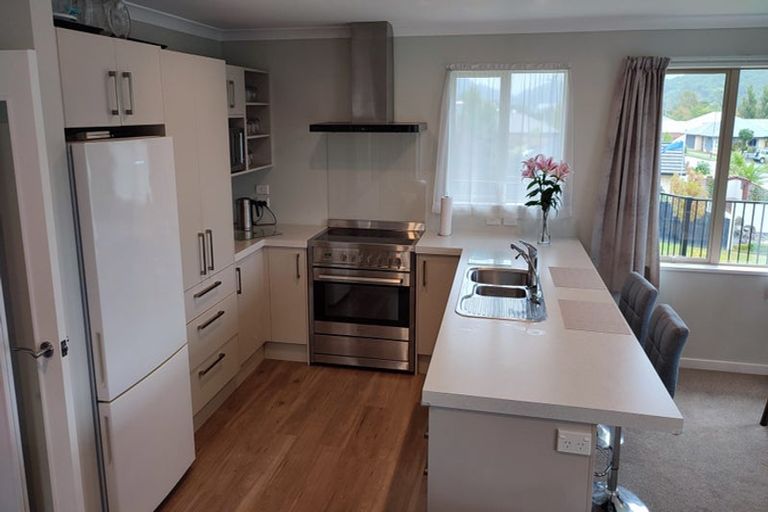 Photo of property in 2 Pukeko Place, Picton, 7220