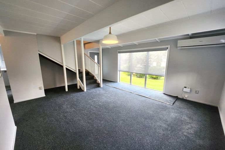 Photo of property in 7a Litchfield Place, Clarks Beach, 2122