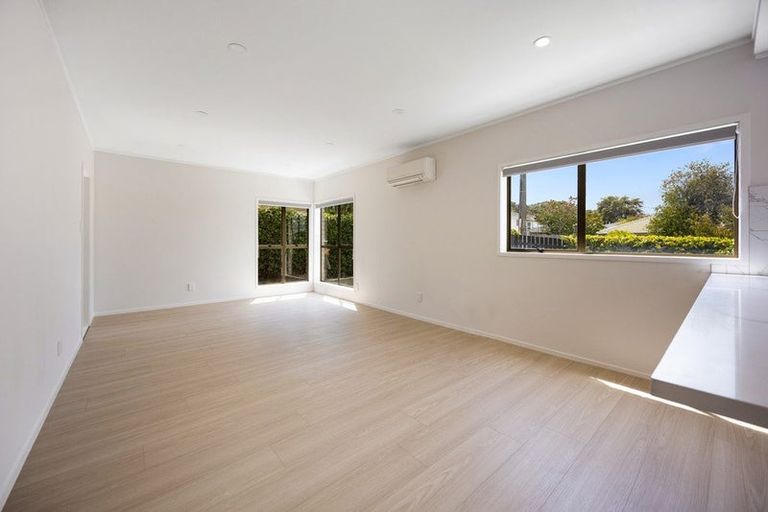 Photo of property in 1/1a Bledisloe Street, Cockle Bay, Auckland, 2014