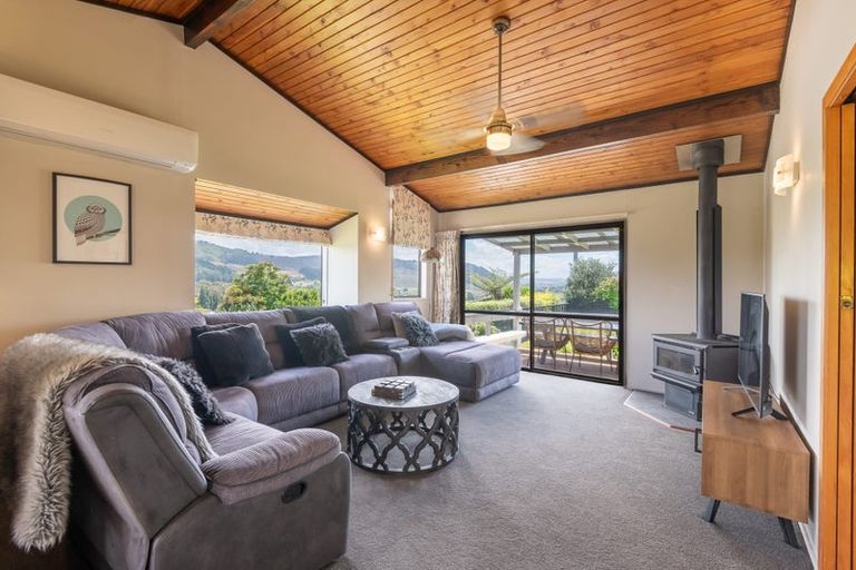 Photo of property in 49 Grand Vue Road, Kawaha Point, Rotorua, 3010