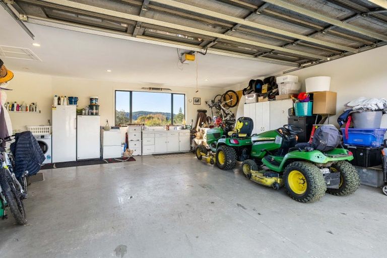Photo of property in 27 Herbert Drive, Whangamata, 3620