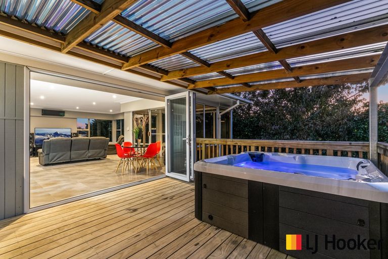 Photo of property in 4 Polandson Place, Opaheke, Papakura, 2113