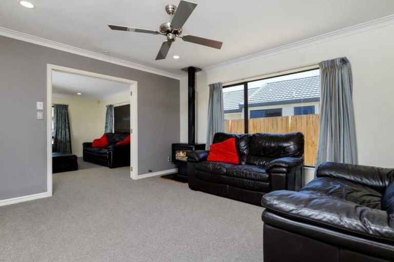 Photo of property in 26 Corinth Grove, Papamoa Beach, Papamoa, 3118