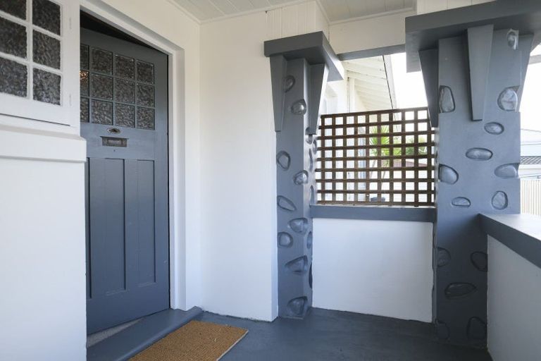 Photo of property in 25 Swinburn Street, Dannevirke, 4930