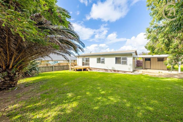 Photo of property in 1/2 Costar Place, Wiri, Auckland, 2104