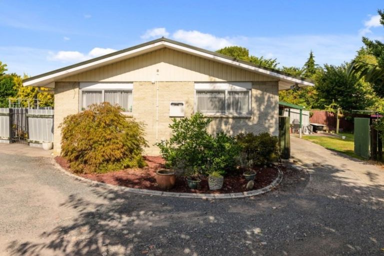 Photo of property in 9a Peter Place, Mangakakahi, Rotorua, 3015