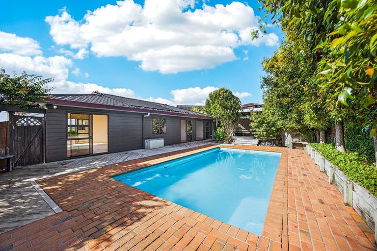 Photo of property in 31 Shuttleworth Place, Manly, Whangaparaoa, 0930