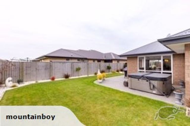 Photo of property in 11 Brockelbank Drive, Kaiapoi, 7630