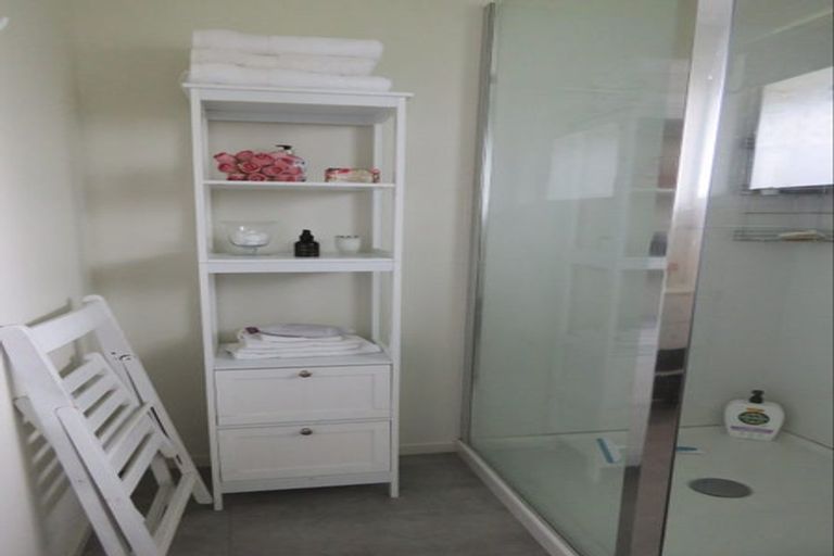 Photo of property in 2 Crampton Road, Reefton, 7830