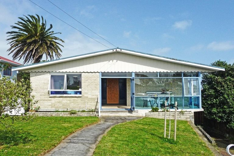 Photo of property in 312 Tukapa Street, Hurdon, New Plymouth, 4310