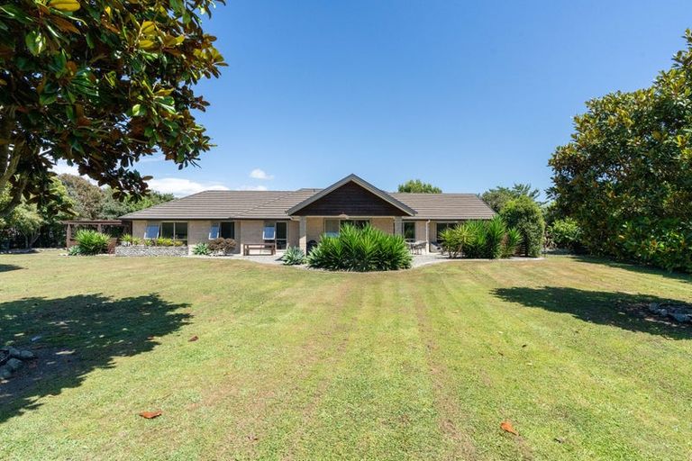 Photo of property in 38 Saint Laurent Way, Ohau, Levin, 5570