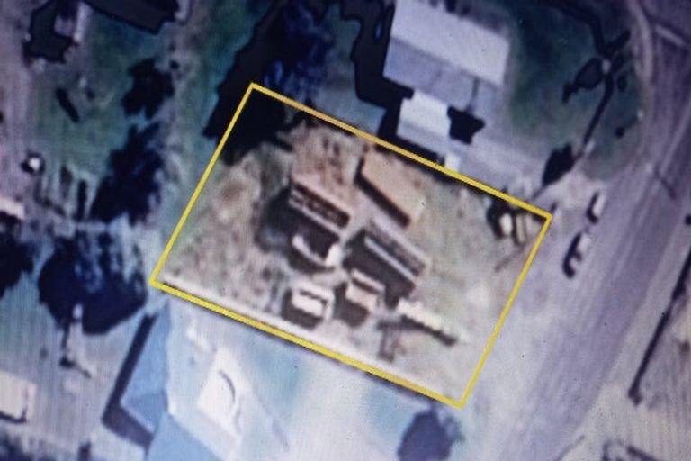 Photo of property in 2 Papatotara Road, Tuatapere, 9620