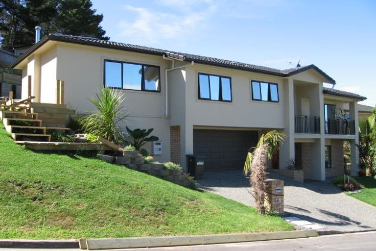 Photo of property in 7 Falstone Lane, Browns Bay, Auckland, 0630