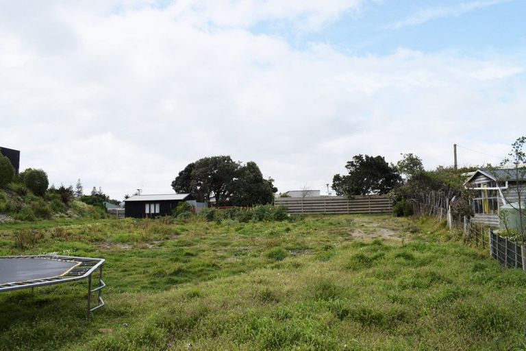 Photo of property in 23 Tasman Road, Otaki Beach, Otaki, 5512