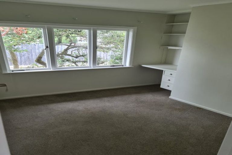 Photo of property in 43 Shirley Avenue, Papakura, 2110