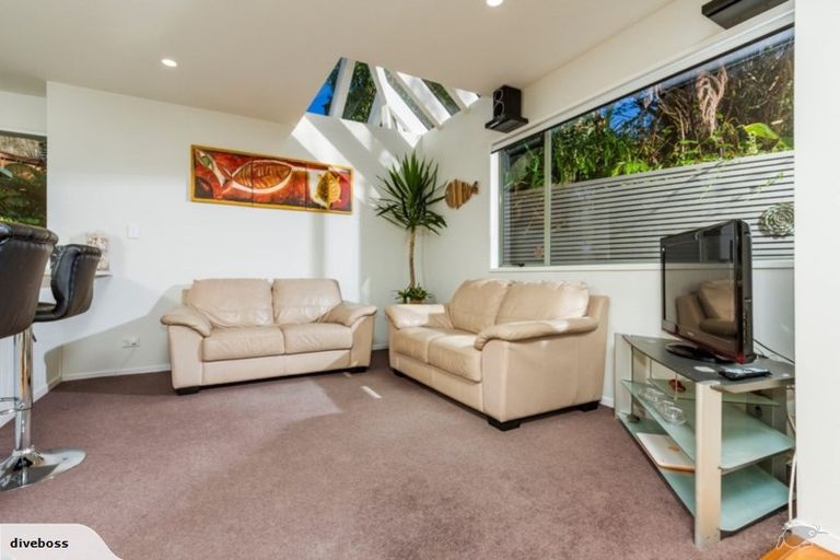 Photo of property in 7a Valley Road, Browns Bay, Auckland, 0630