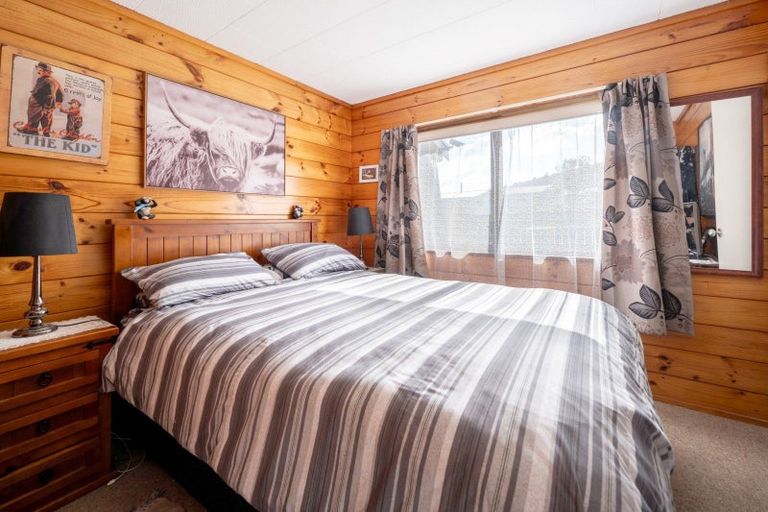 Photo of property in 3b Jet Place, Pukehangi, Rotorua, 3015