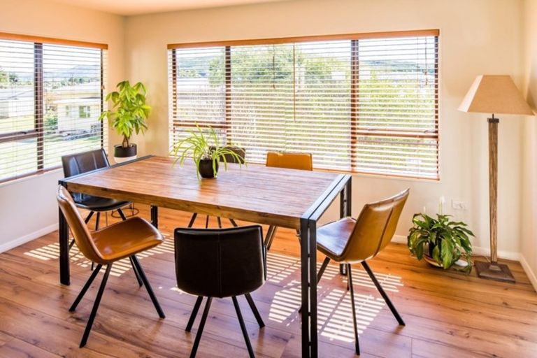 Photo of property in 8/24 Acheron Road, Paremata, Porirua, 5026