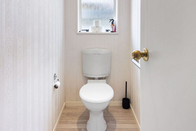 Photo of property in 99 Hamlet Street, Stratford, 4332