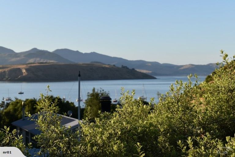 Photo of property in 13 Bayview Place, Cass Bay, Lyttelton, 8082
