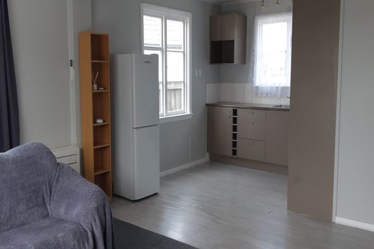 Photo of property in 5 Gregory Avenue, Islington, Christchurch, 8042