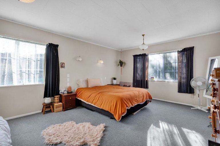 Photo of property in 9a Ballantrae Place, Highlands Park, New Plymouth, 4312