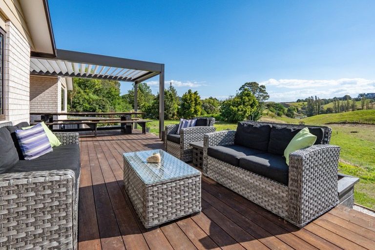 Photo of property in 25 Nilgiri Road, Poraiti, Napier, 4182