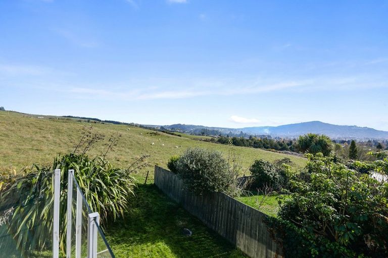 Photo of property in 18 Exeter Place, Tihiotonga, Rotorua, 3015