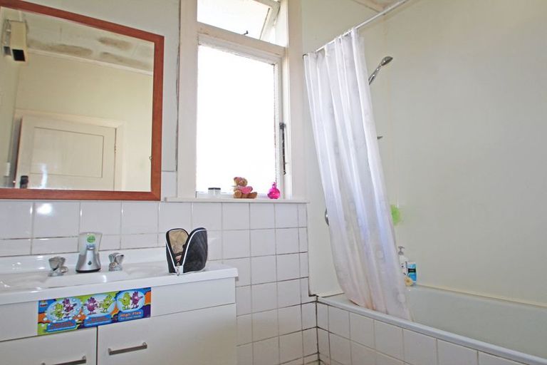 Photo of property in 50 Greta Street, South Hill, Oamaru, 9400