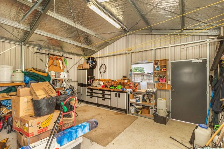 Photo of property in 100 Lea Grove, Levin, 5572