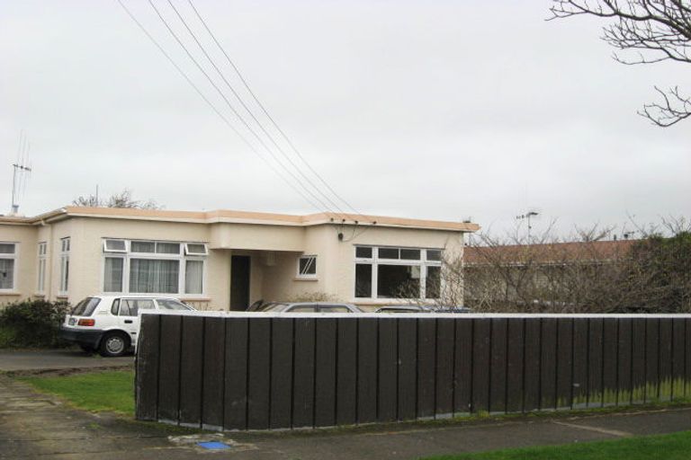 Photo of property in 583 Queen Street East, Levin, 5510