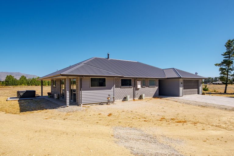 Photo of property in 390a Letts Gully Road, Letts Gully, Alexandra, 9393