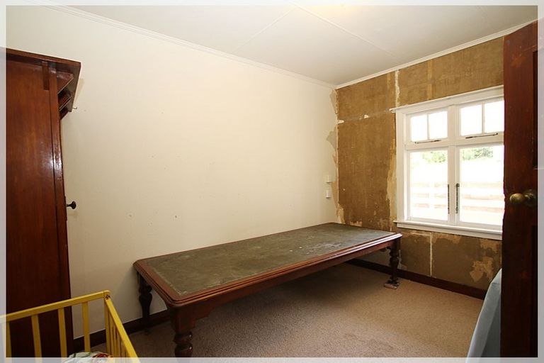 Photo of property in 3 Hay Street, Shannon, Palmerston North, 4474