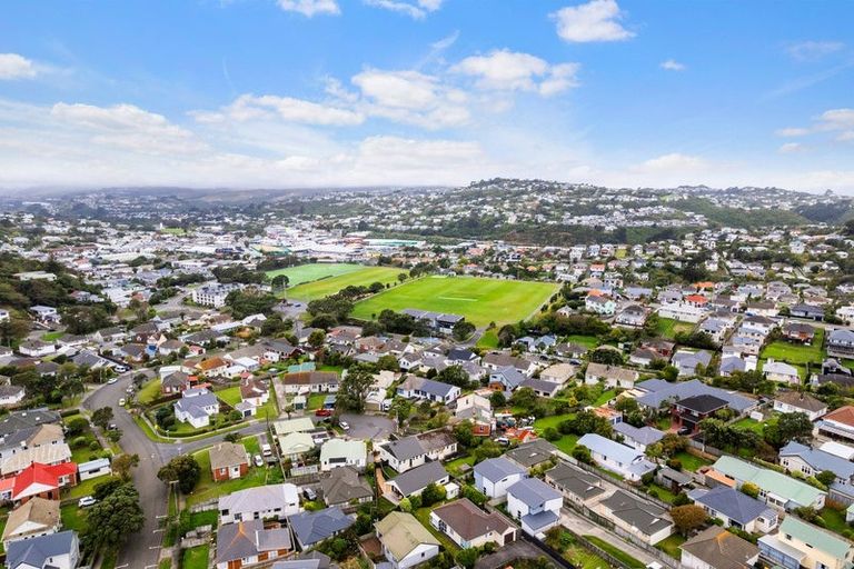 Photo of property in 6a Rudyard Crescent, Johnsonville, Wellington, 6037