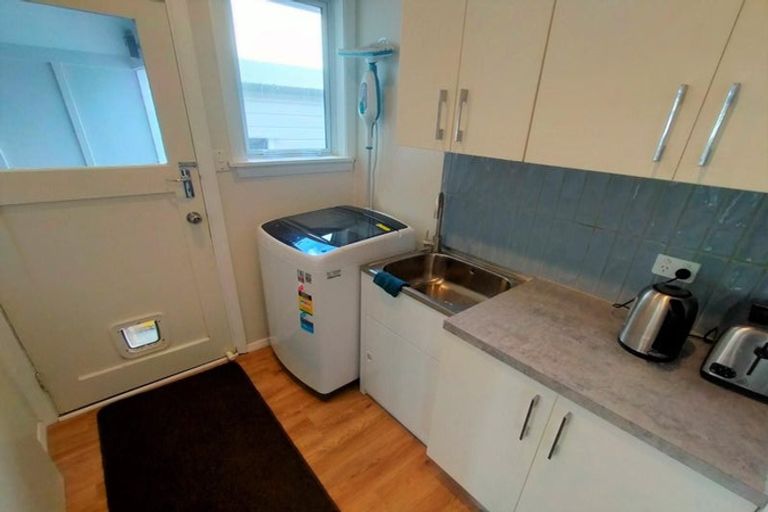 Photo of property in 41 Cambridge Street, Milson, Palmerston North, 4414