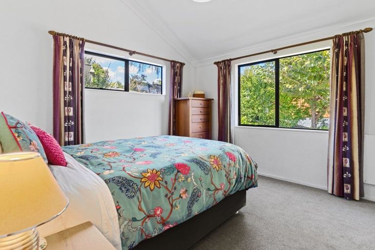 Photo of property in 83 Cambridge Road, Bethlehem, Tauranga, 3110