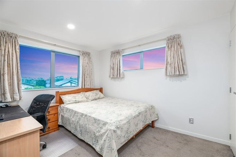 Photo of property in 11 Irongate Avenue, Ranui, Auckland, 0612