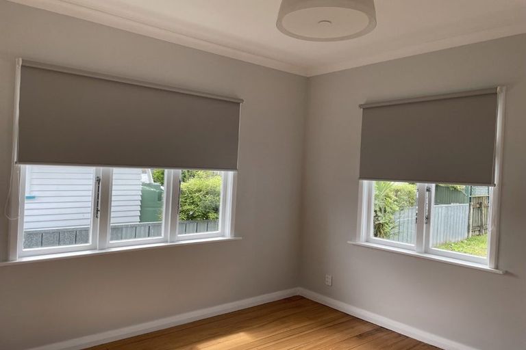 Photo of property in 74 Queenwood Road, Levin, 5510