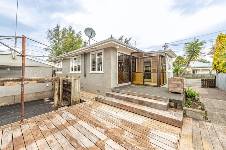 Photo of property in 3 Jackson Street, College Estate, Whanganui, 4500