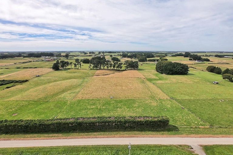 Photo of property in 21 Walker Street, Bluff, 9814