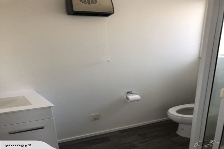 Photo of property in 5 Farm Lane, Parklands, Christchurch, 8083